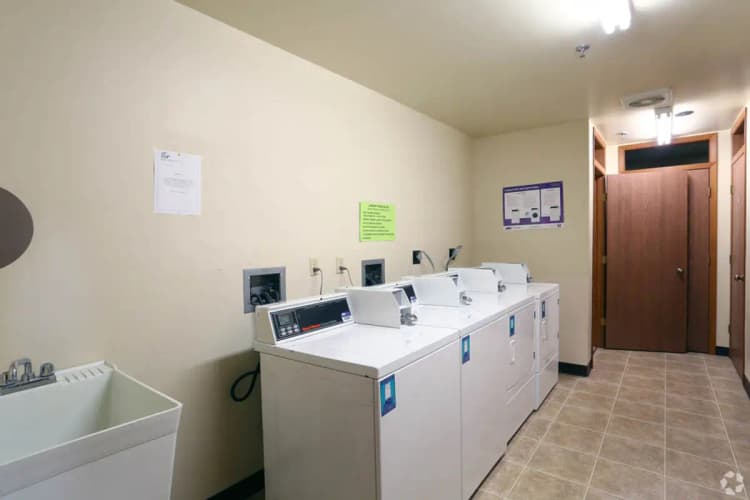 Kenosha apartments for rent - image - 2524-laundry.jpg