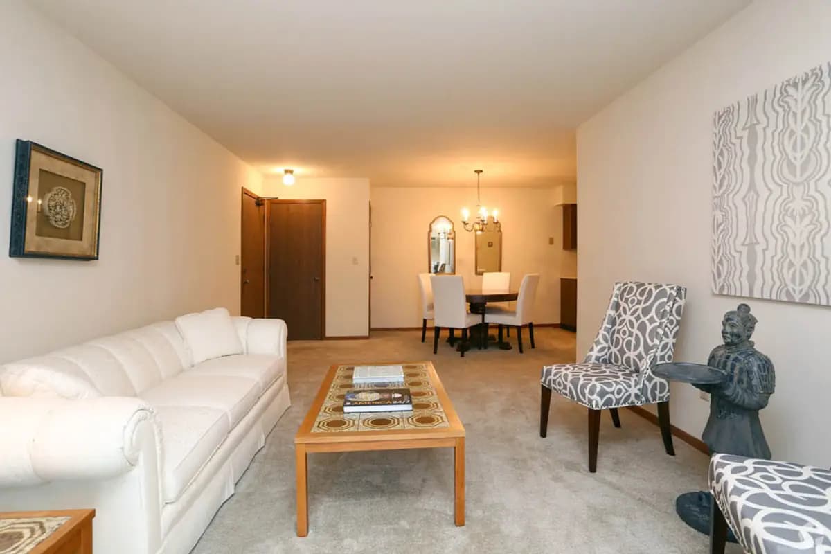 Kenosha apartments for rent - Property image - Petretti Apartment (2524 18th St) - 2