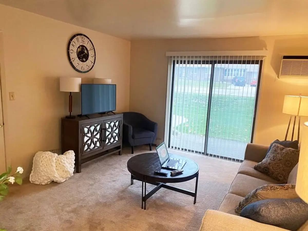 Wood Creek Apartments - Apartment - 8
