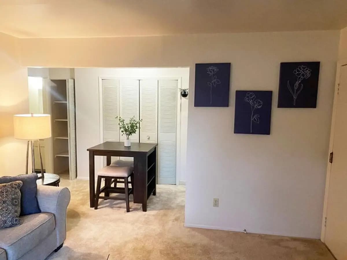 Wood Creek Apartments - Apartment - 7