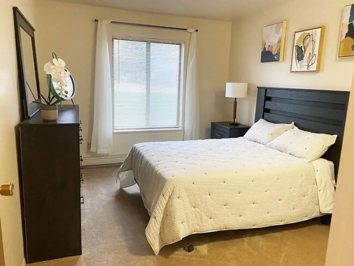 Wood Creek Apartments - Apartment - 9