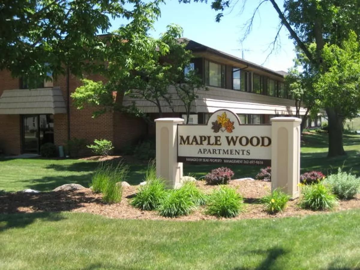 Maplewood Apartments (39th Avenue #07) - Apartment - 2