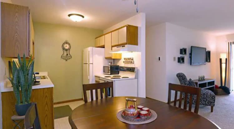 Kenosha apartments for rent - image - westchester2.png