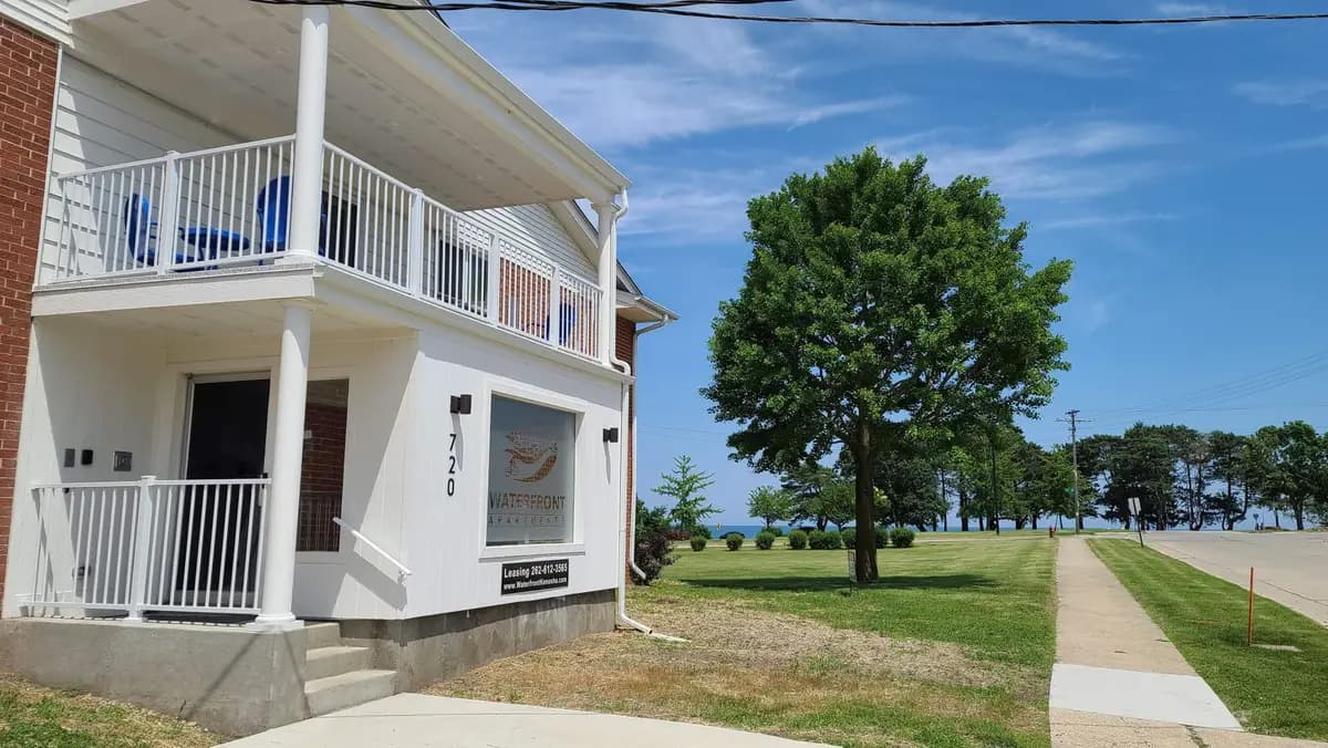 720 35th St - Apartment - 15