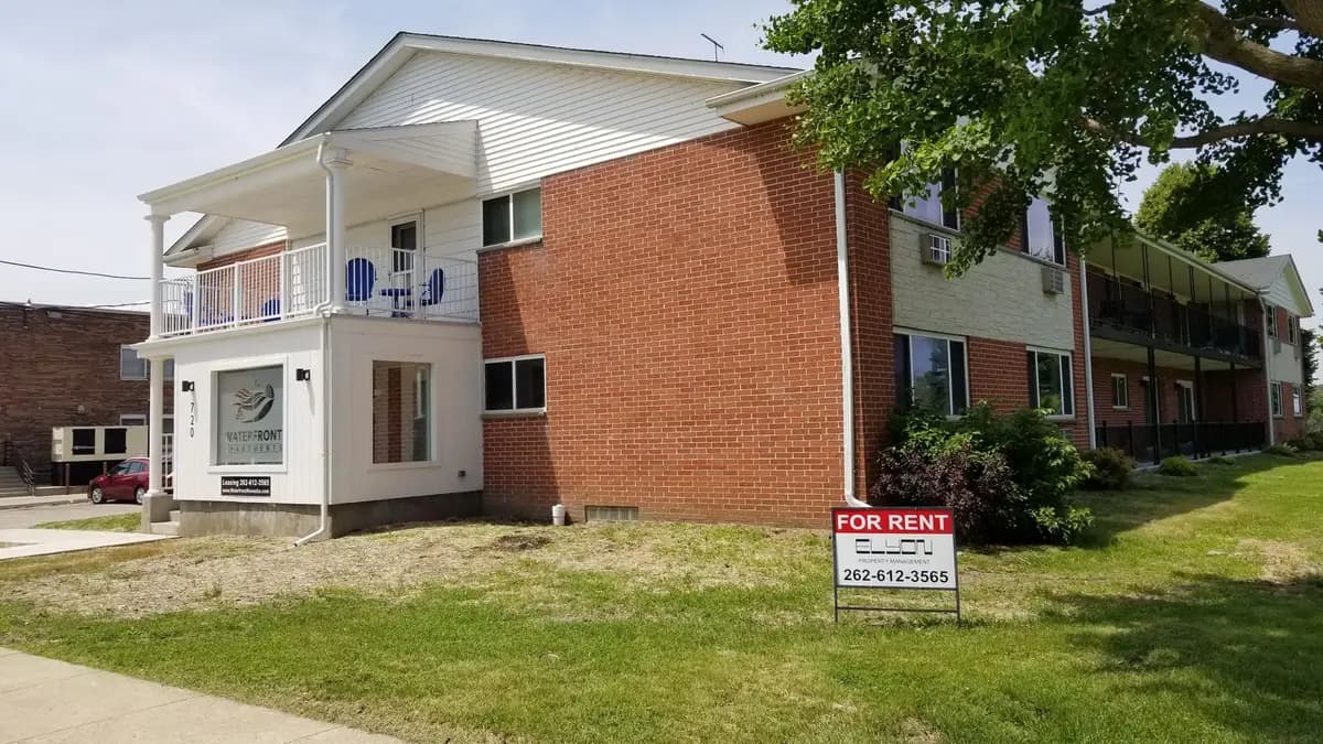 720 35th St - Apartment - 17