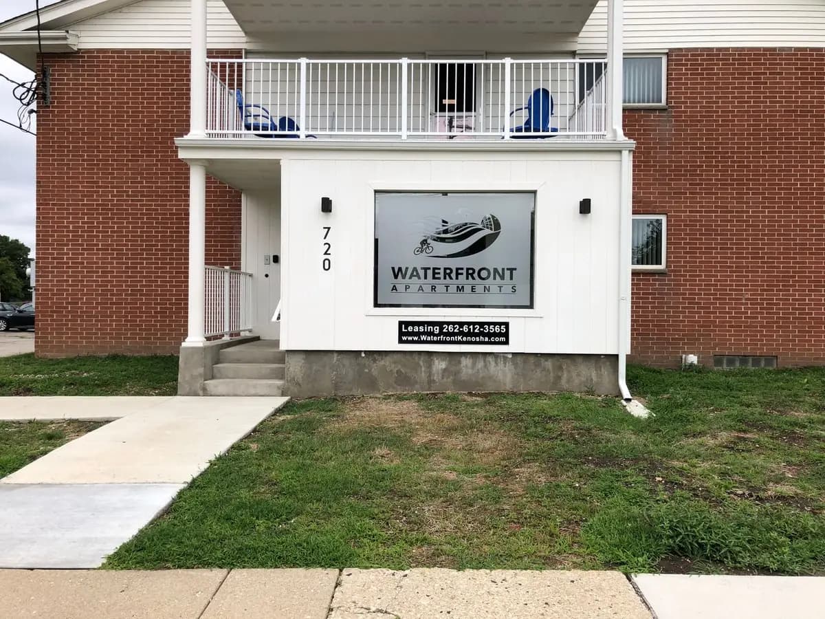 720 35th St - Apartment - 4