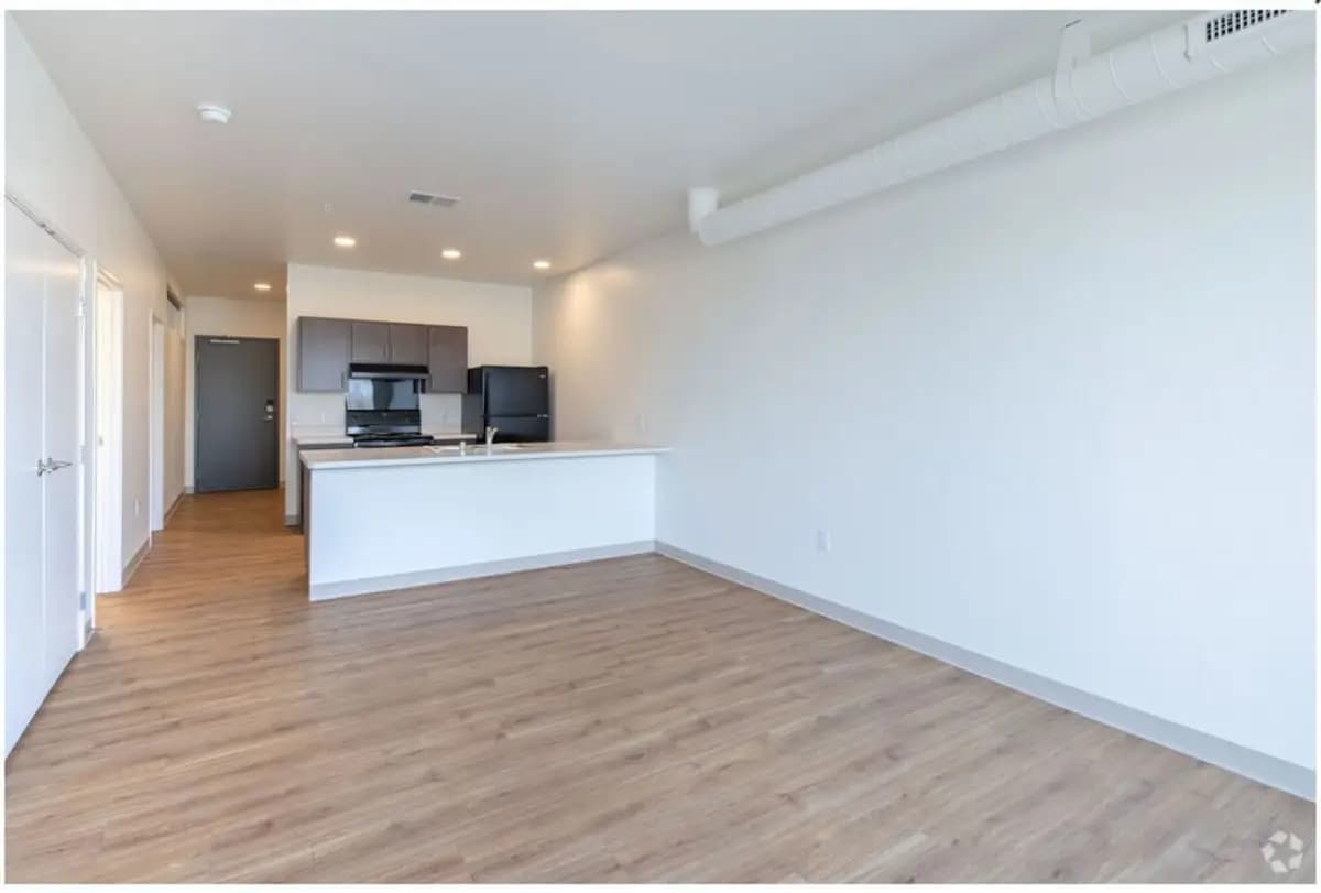Kenosha Uptown Lofts - Apartment - 7