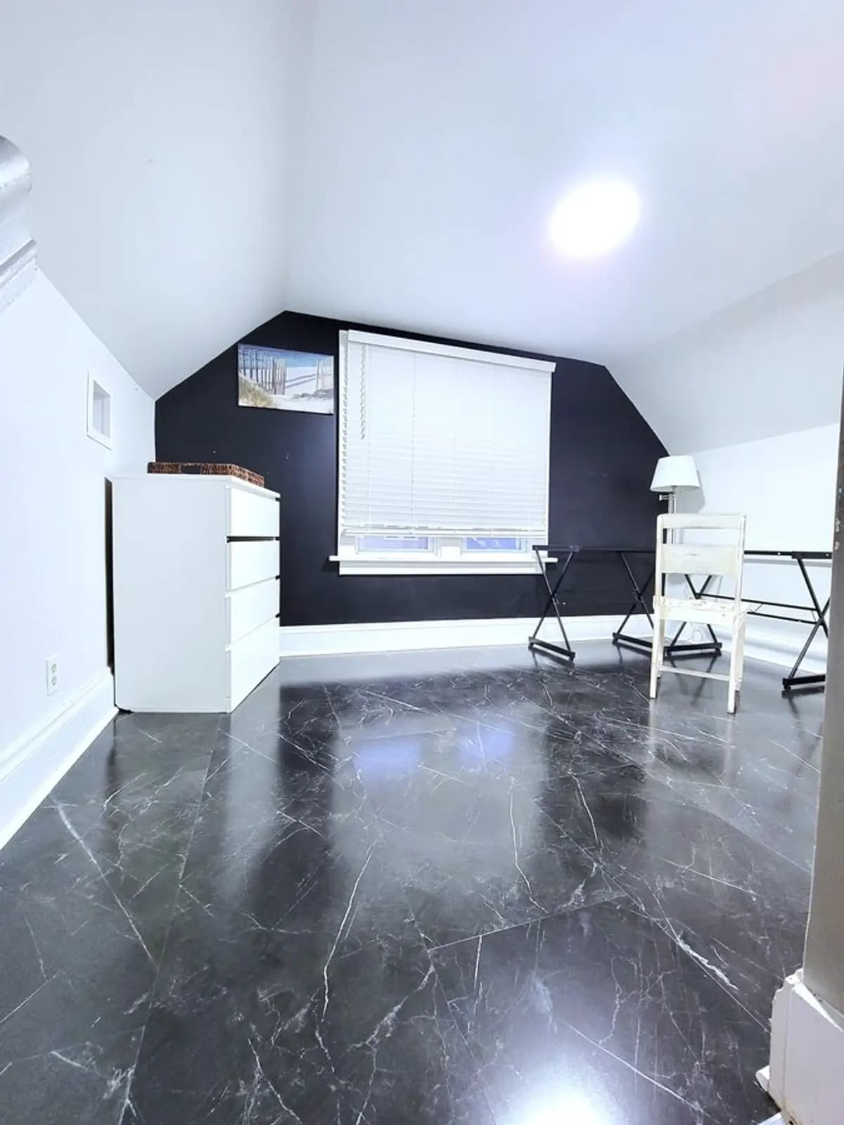 611 16th Place - Apartment - 20