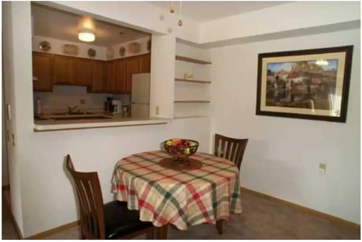 Kenosha apartments for rent - Property image - Shagbark Apartments - 2
