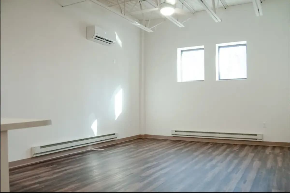 Gateway Lofts - Apartment - 17