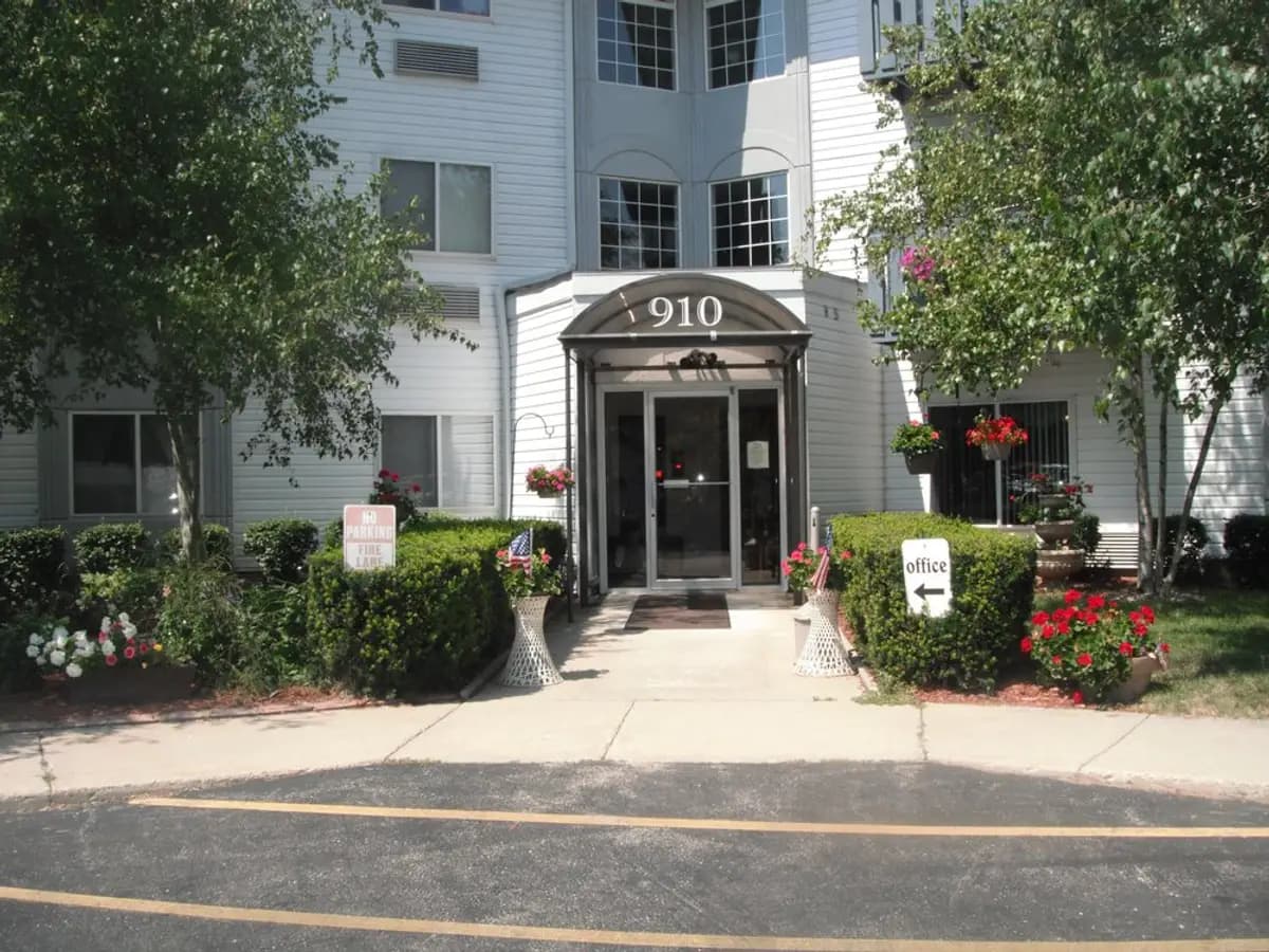 Kenosha apartments for rent - image - o.jpg