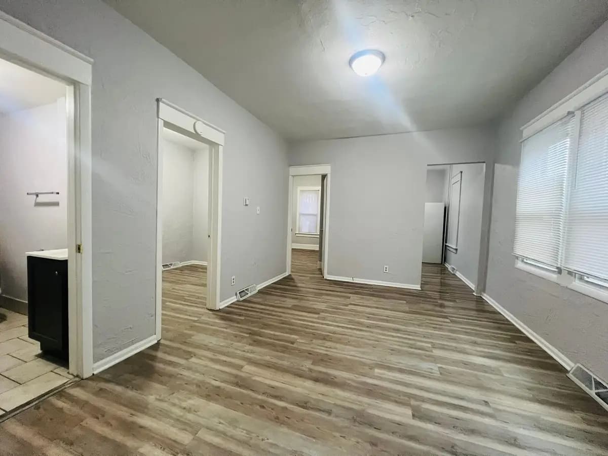1917 61st Street, Unit 01 - Apartment - 9