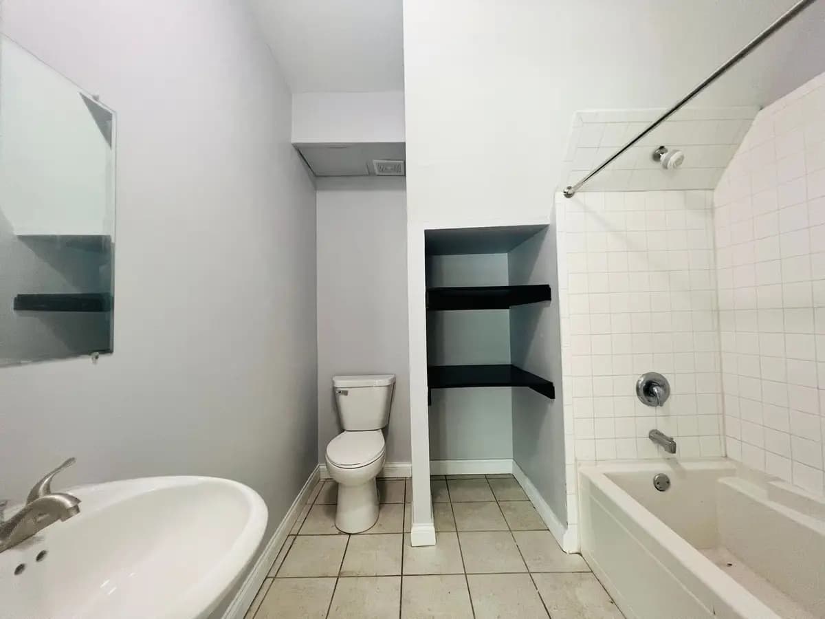 1917 61st Street, Unit 01 - Apartment - 6
