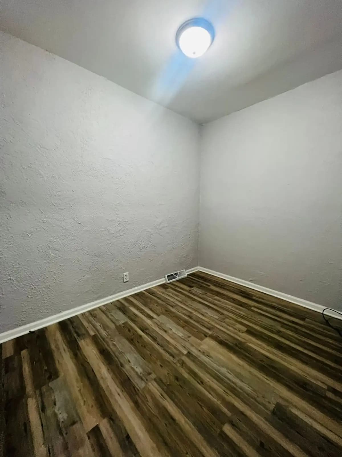1917 61st Street, Unit 01 - Apartment - 8