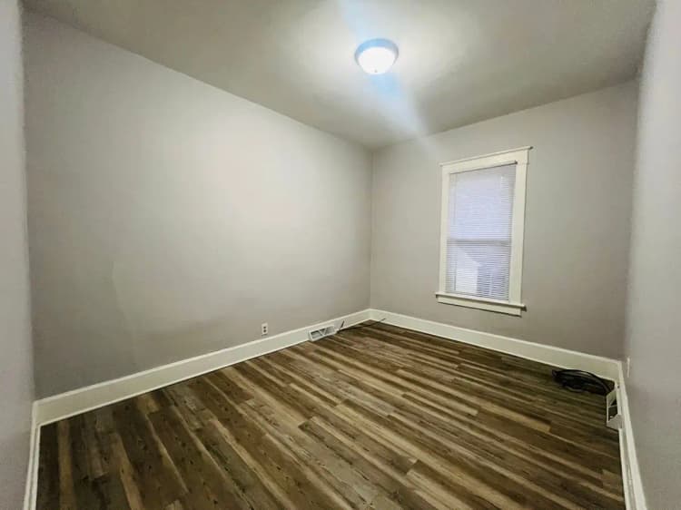 Kenosha apartments for rent - image - large (7).jpg