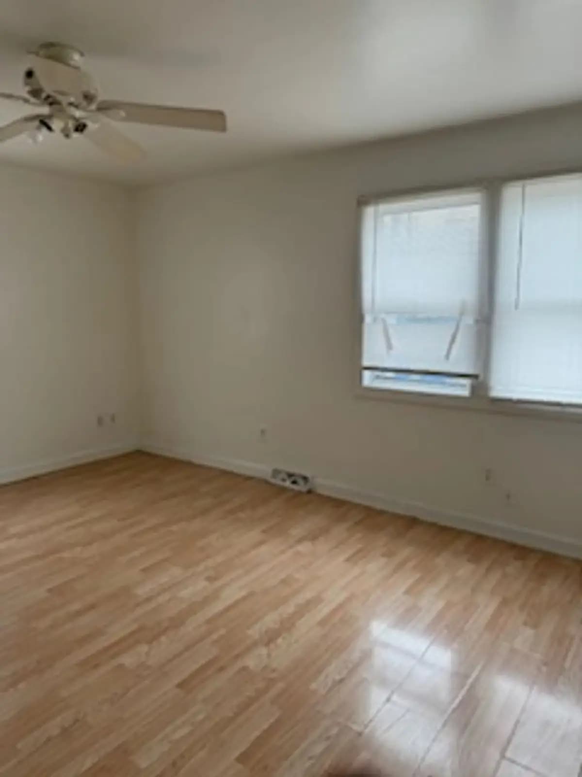 Kenosha apartments for rent - image - large (59).jpg
