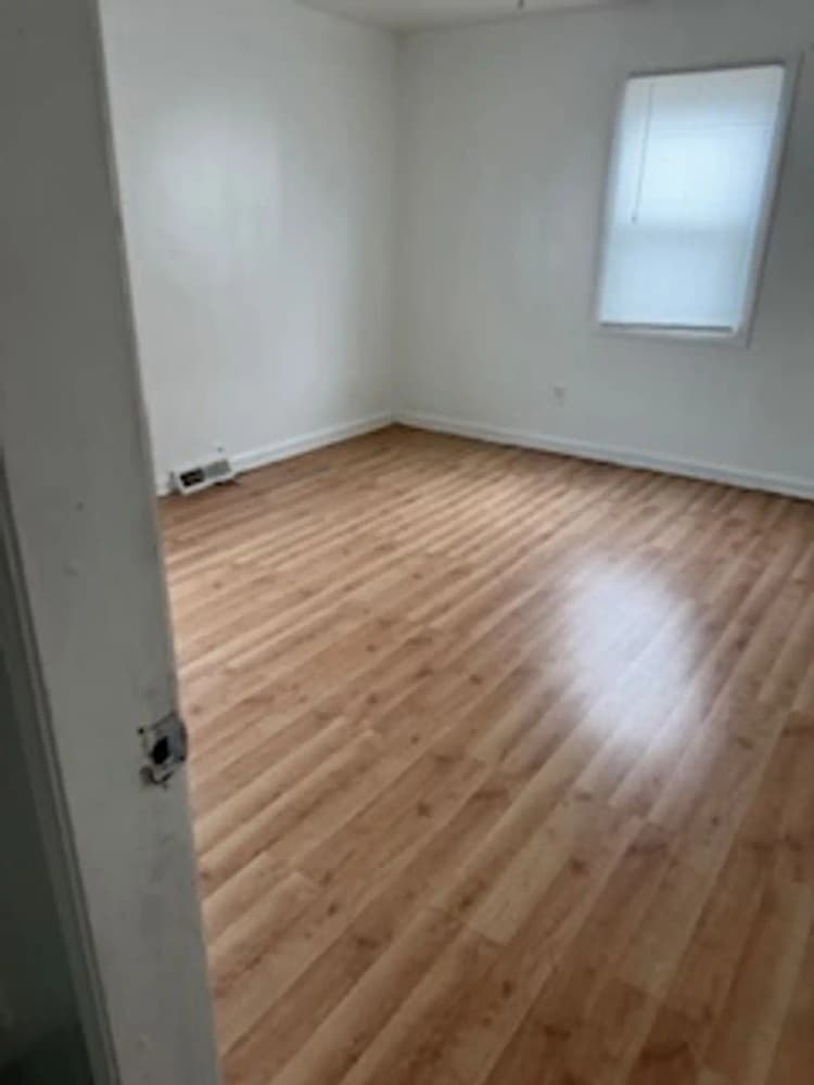 Kenosha apartments for rent - image - large (67).jpg