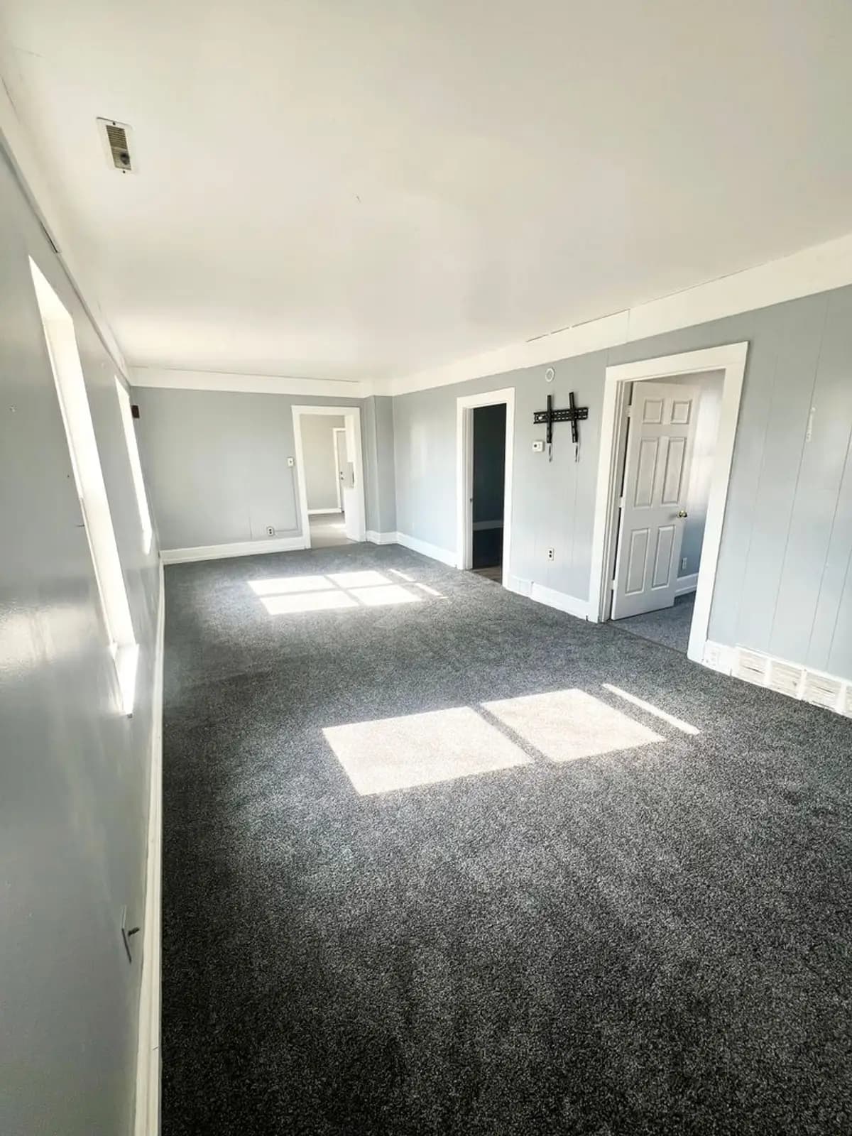 Kenosha apartments for rent - image - large (10).jpeg