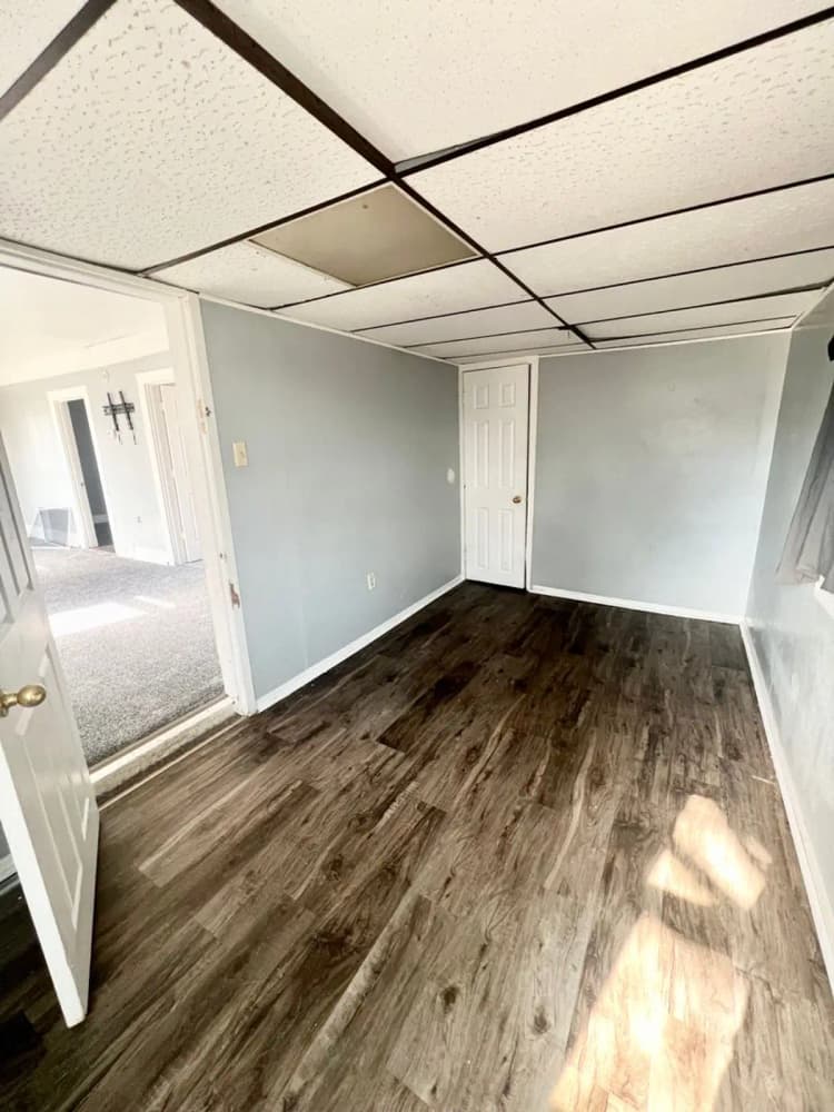 Kenosha apartments for rent - image - large (14).jpeg
