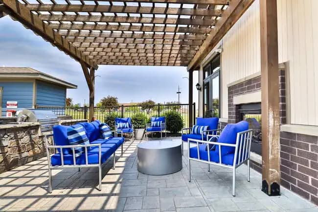 Kenosha apartments for rent - Property image - Market Square Apartments - 3