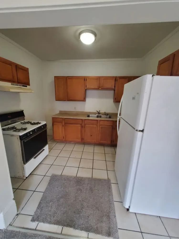 Kenosha apartments for rent - image - large (2).jpg