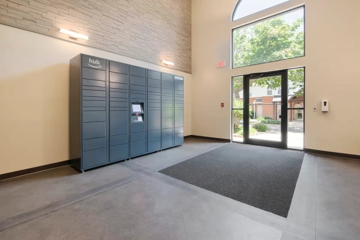 Stationside Village Apartments - Apartment - 11