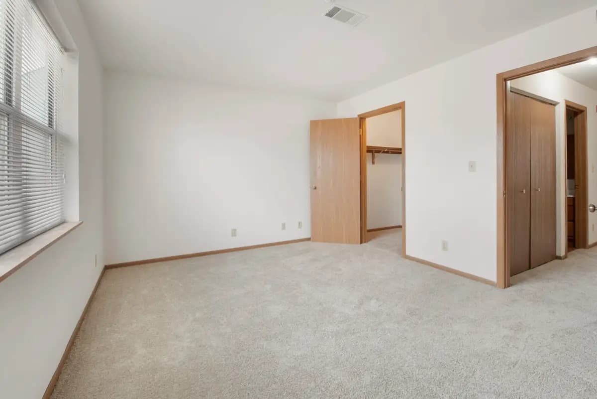 Stationside Village Apartments - Apartment - 15