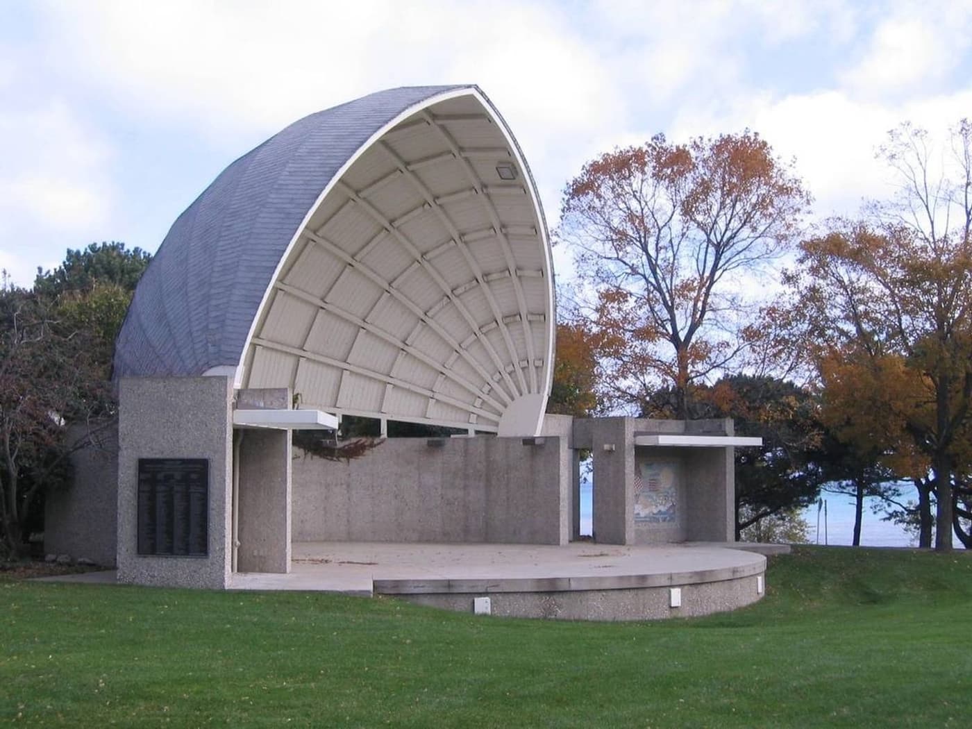 undefined apartments for rent - image - large (33).jpg - 3