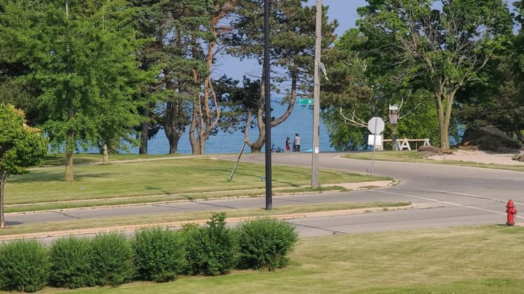 undefined apartments for rent - image - large (34).jpg