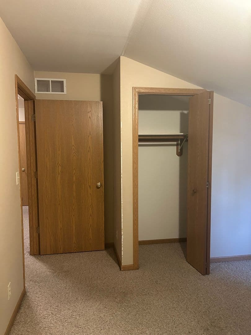 undefined apartments for rent - image - large (9).jpeg - 0