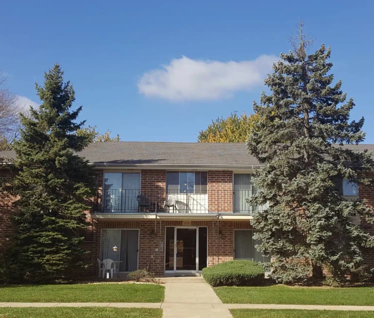 Kenosha apartments for rent - image - 20161024_110712edit websize.jpg