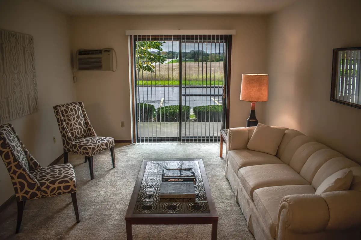 Kenosha apartments for rent - image - interior2 websize_0.jpg