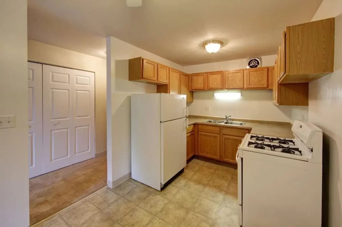 Kenosha apartments for rent - Property image - Prairie Villa Senior - 2