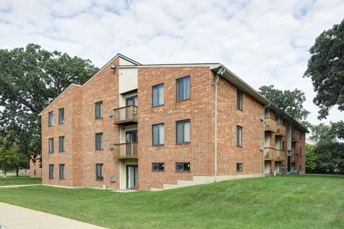 Kenosha apartments for rent - Property image - Prairie Villa Senior - 3