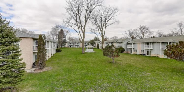 Kenosha apartments for rent - image - bayside-townhomes-1669151045202.jpeg