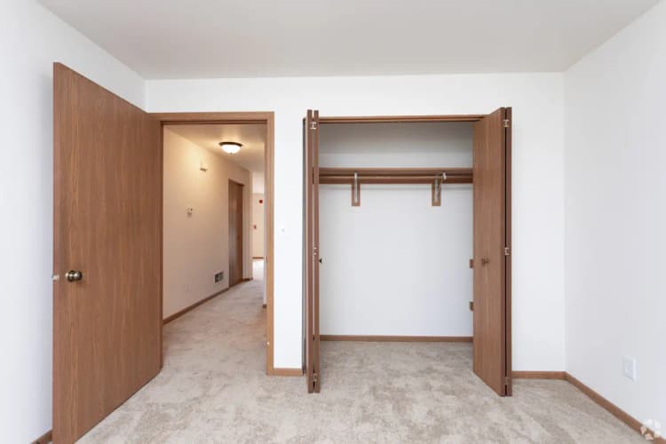 undefined apartments for rent - image - villa-rae-apartments-kenosha-wi-2br-2ba---lower (5).jpg