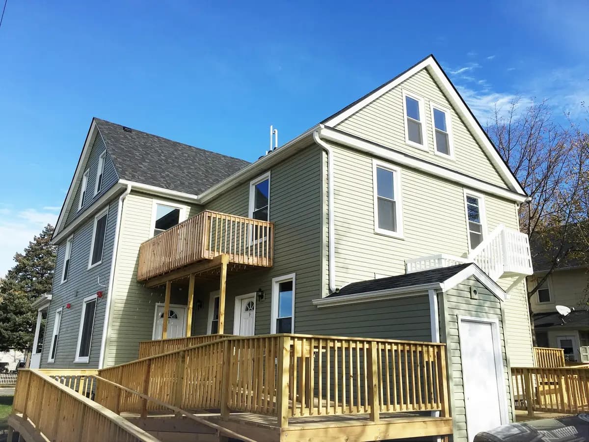 Kenosha apartments for rent - image - large - 2025-04-15T131008.115.jpg