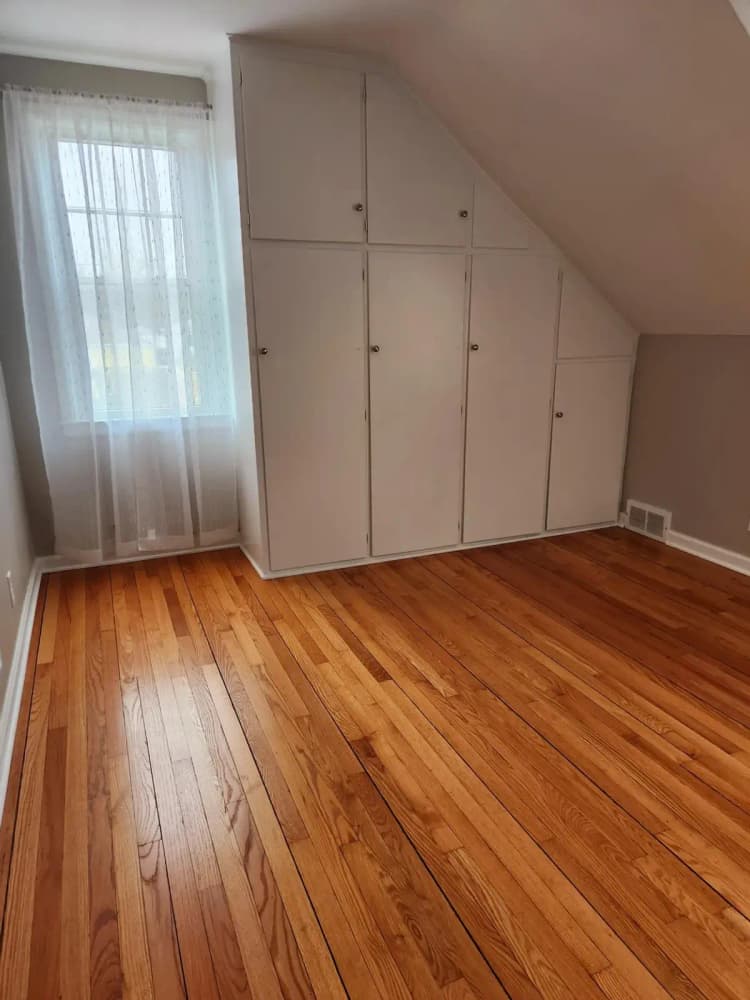 Kenosha apartments for rent - image - 51b35412fe505667de8837a1595b8399-full.webp