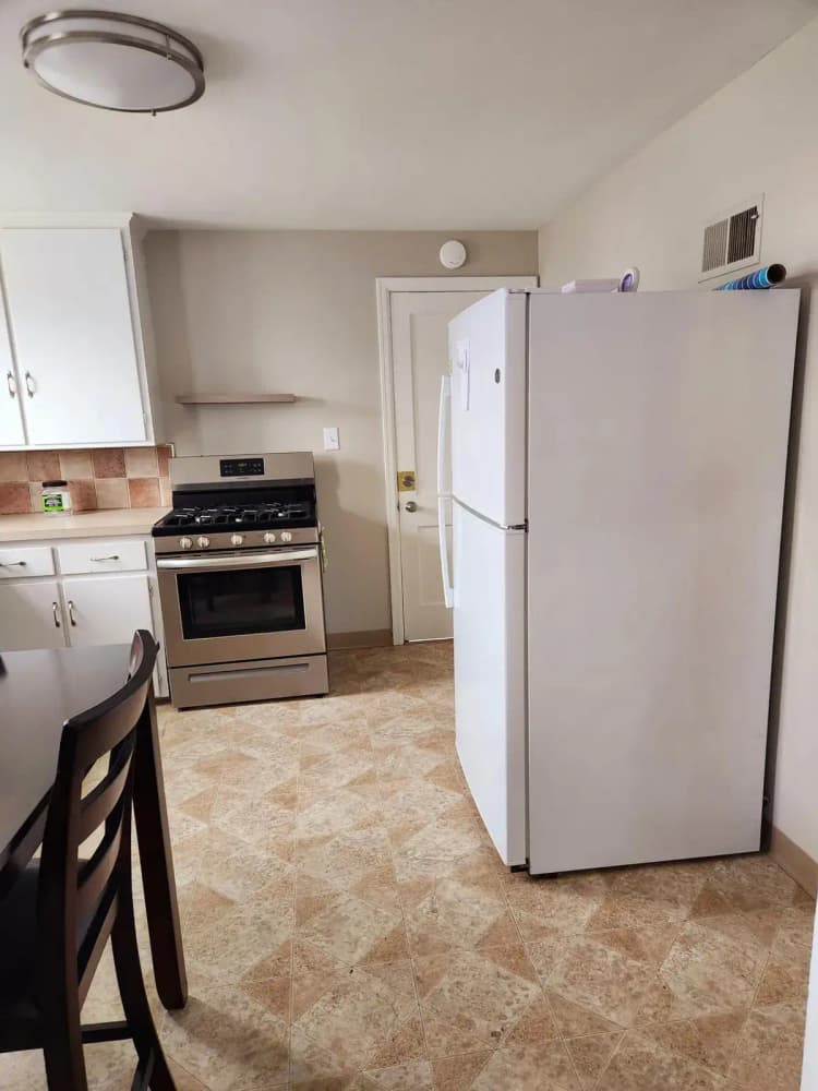 Kenosha apartments for rent - image - 9c543d01d1aeeae4da6dc431b8f6274a-full.webp