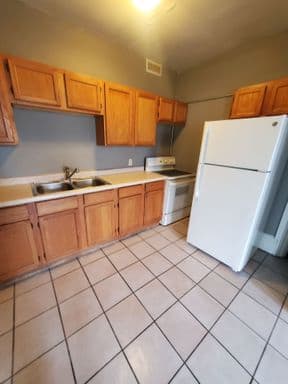 Kenosha apartments for rent - image - image-5-4.jpg