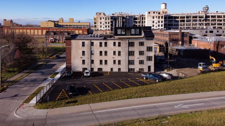 Kenosha apartments for rent - image - elaine-lofts-detroit-mi-building-photo (9).jpg
