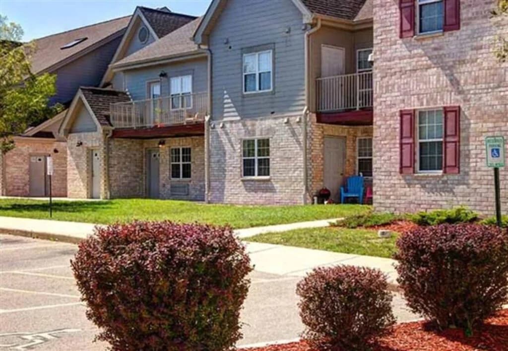 Kenosha apartments for rent - Property image - Kenosha Commons Apartments - 1