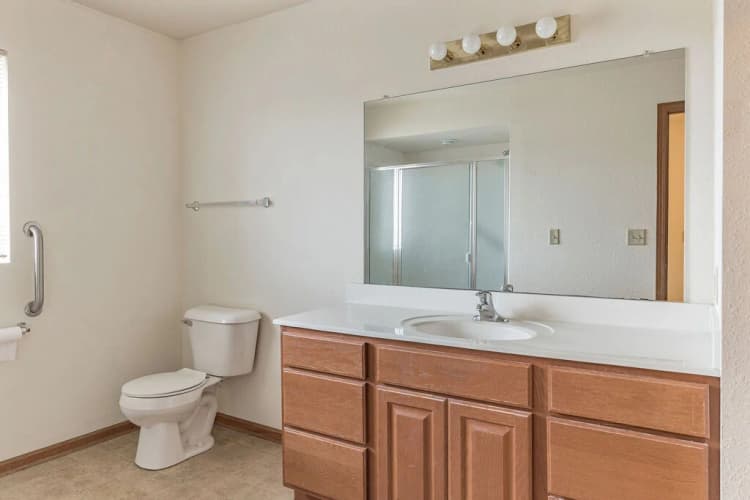 Kenosha apartments for rent - image - 174533579.jpg