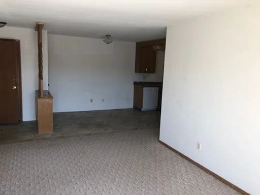 Kenosha apartments for rent - Property image - 1713 15th Avenue - 3