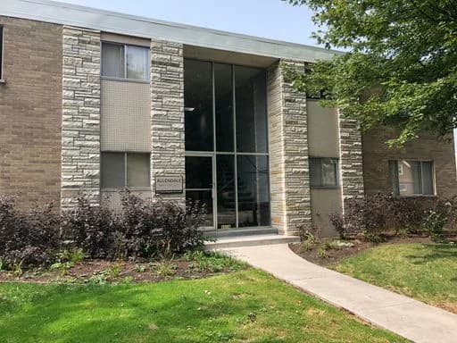 Kenosha apartments for rent - Property image - 6516 5th Avenue - 2