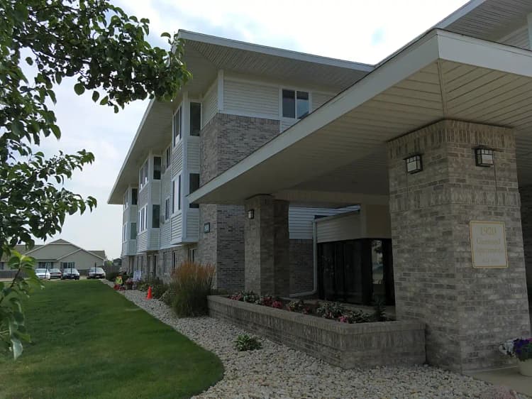 undefined apartments for rent - image - 8f6962b2a85742f7fb106eb83d951352.webp