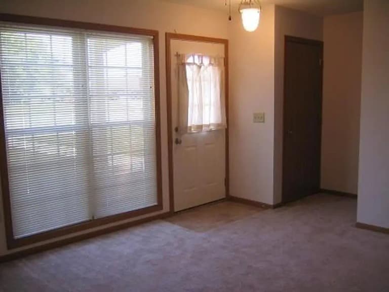 undefined apartments for rent - image - 265fc66f0e4d6800abf146c15ac6d85b-uncropped_scaled_within_1536_1152.webp