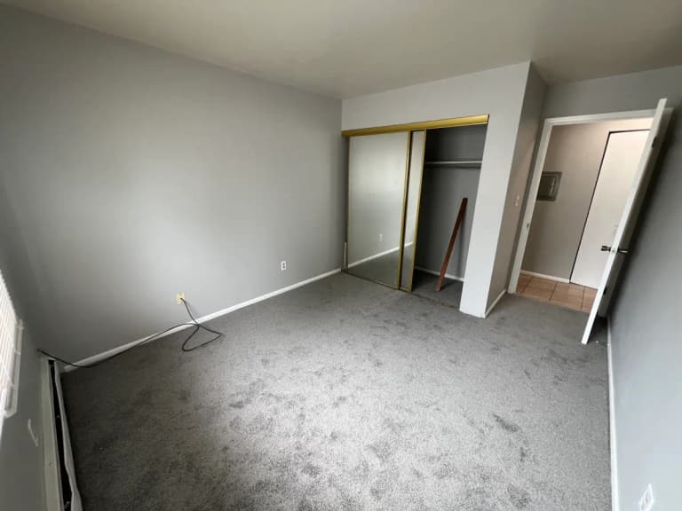 undefined apartments for rent - image - 7e07e21e7ec5e29b30e5d0884d5f511f-f_b (1).webp