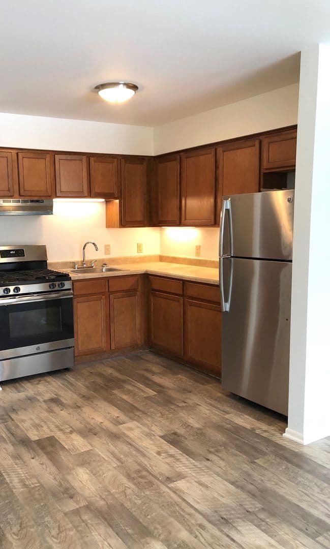 undefined apartments for rent - image - large (8).jpg