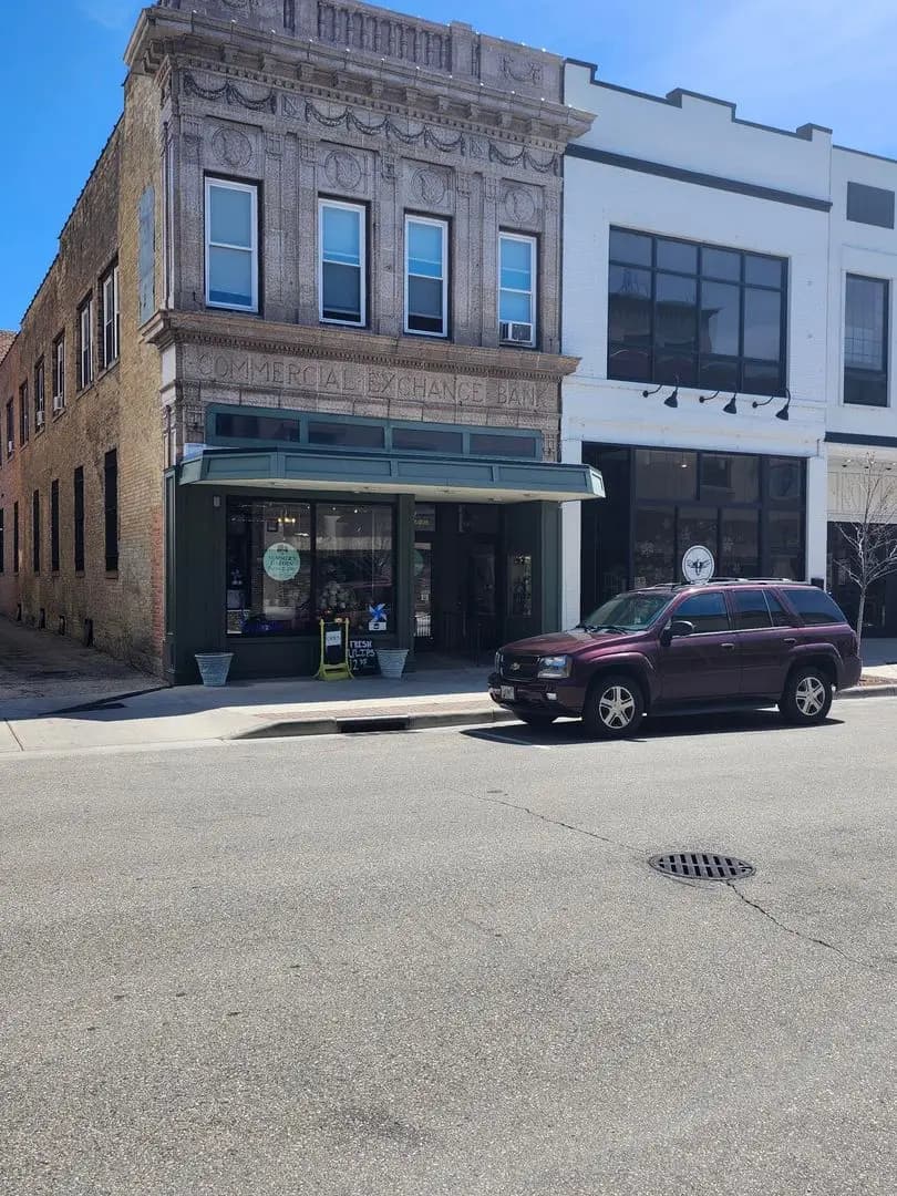 undefined apartments for rent - image - large (5).jpg